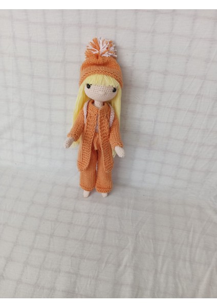 Melodi Bebek (Portakal Rengi) Amigurumi Organik Oyuncak Bebek