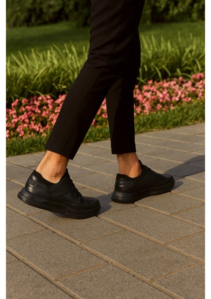 Gr0092 Hakiki Deri 40 Numara Yeni Nesil Kalın Ve Geniş Tırtıklı Taban Sneaker Erkek Ayakkabı modelleri