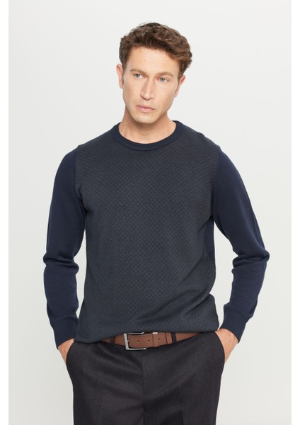 Pamuklu Standart Fit Normal Kesim Bisiklet Yaka Desenli Triko Kazak