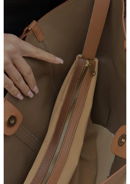 Lırıo El ve Omuz Çantası fiyatları