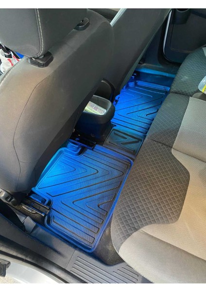 Ford Courier 2014-2023 4d Araca Özel Havuzlu Paspas Takımı (Karbon) fiyatları