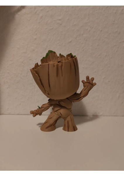 Baby Groot Dekoratif Figür ve Mini Vazo – 3D Koleksiyon ve Ev Dekoru | CRAFTSY3D | Premium Pla Baskı | Masa Üstü Aksesuar ve Hediye modelleri