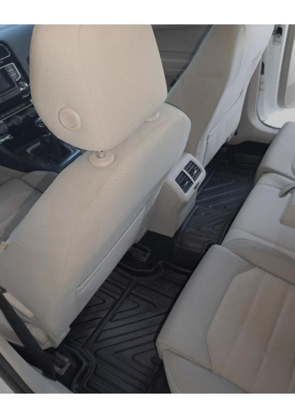 Volkswagen Golf 7 2012+ Araca Özel Üretim 4d Havuzlu Paspas Takımı (Karbon) fiyatları