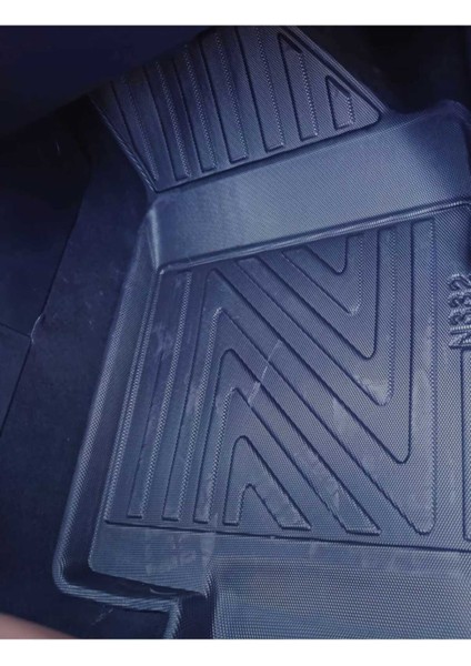 Chery Tiggo 8 Pro 5 Koltuk 4d Araca Özel Havuzlu Paspas Takımı (Karbon) modelleri