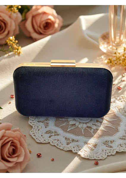 Siyah Renk Suyolu Desenli Saten Kadın Abiye Çanta Düğün Nişan Mezuniyet fiyatları