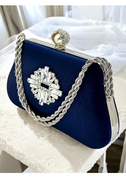 Lacivert Renk Simli Saten Gümüş ve Inci Detaylı Zincir Askılı Kadın Abiye Çanta Düğün Nişan Balo fiyatları