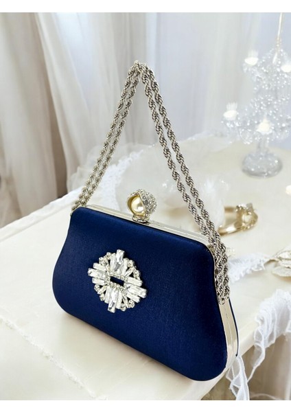 Lacivert Renk Simli Saten Gümüş ve Inci Detaylı Zincir Askılı Kadın Abiye Çanta Düğün Nişan Balo