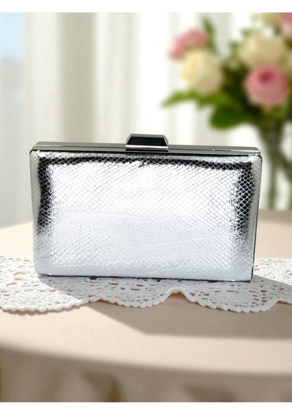 Gümüş Gri Lame Renk Yılan Desenli Parlak Deri Kadın Abiye Çanta Düğün Nişan Mezuniyet fiyatları