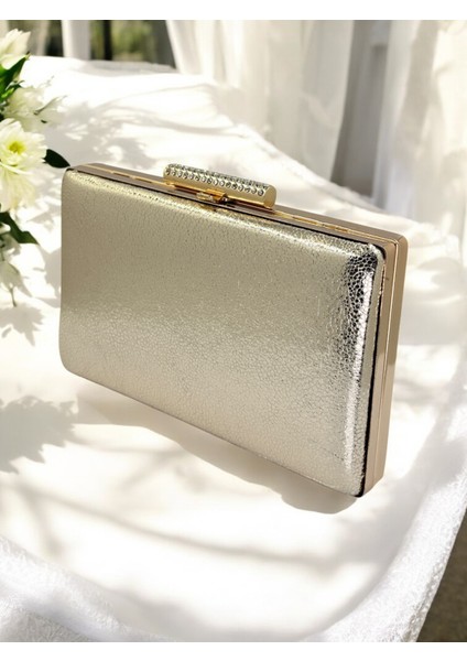 Yeni Model Altın Renk Parlak Desenli Zincir Askılı Kadın Abiye Çanta Düğün Nişan Mezuniyet