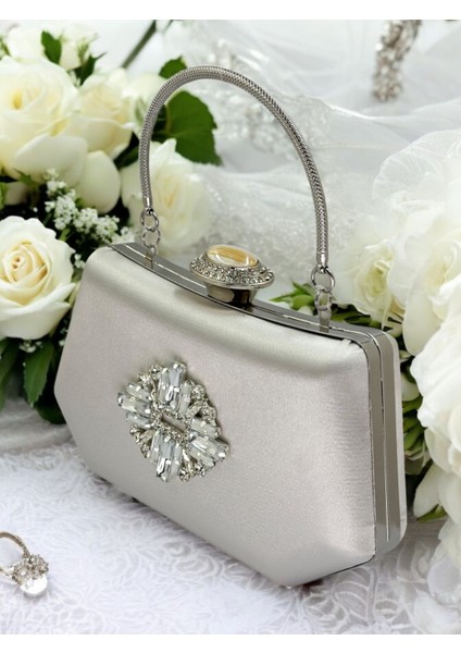 Gümüş Gri Lame Renk Gümüş Kristal Taşlı Zarif Tasarım Metal Saplı Abiye Çantası
