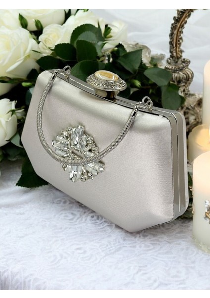 Gümüş Gri Lame Renk Gümüş Kristal Taşlı Zarif Tasarım Metal Saplı Abiye Çantası fırsatları