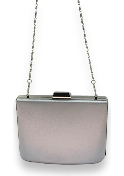 Gümüş Gri Lame Renk Saten Krsital Taşlı Gümüş Detaylı Büyük Boy Metal Saplı Abiye Çanta modelleri