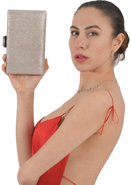 Altın Gold Dore Renk Abiye Çanta Zincirli Çanta Nişan Düğün Çantası El Yapımı Çanta El Çantası