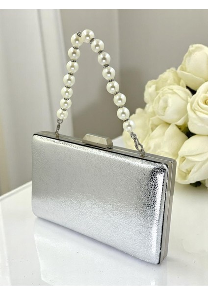 Yeni Model Gümüş Renk Parlak Desenli Zincir Askılı Saplı Kadın Abiye Çanta Düğün Nişan Mezuniyet