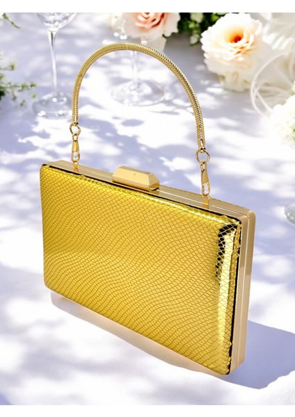 Altın Renk Balıksırtı Desenli Metal Saplı Parlak Rugan Deri Kadın Abiye Çanta Düğün Nişan