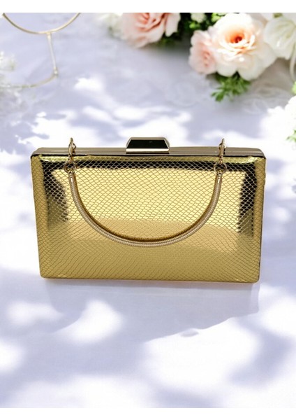Altın Renk Balıksırtı Desenli Metal Saplı Parlak Rugan Deri Kadın Abiye Çanta Düğün Nişan