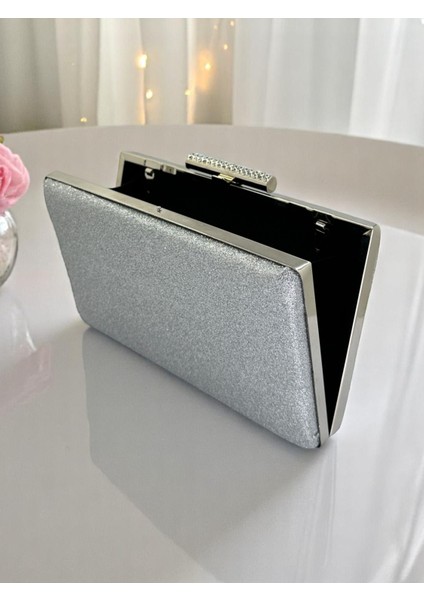 Gümüş Gri Lame Simleri Dökülmeyen Ithal Kumsim Metal Taşlı Kasa Kadın Abiye Çanta Düğün Nişan modelleri