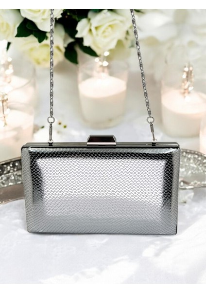 Gümüş Renk Balıksırtı Desenli Parlak Rugan Deri Kadın Abiye Çanta Düğün Nişan fırsatları