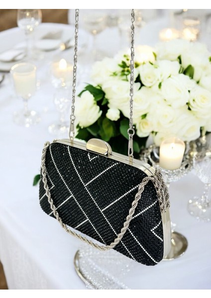 Siyah Renk Zincir Kulplu Kadın Abiye Çanta Mezuniyet Düğün Nişan