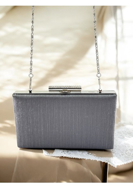 Antrasit Gri Platin Renk El Izi Yapmayan Simli Saten Kristal Taşlı Kadın Abiye Çanta Düğün Nişan modelleri