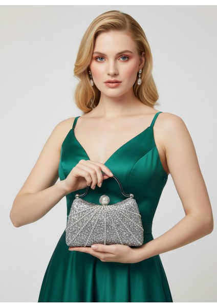 Gümüş Gri Lame Renk Taşlı Gümüş Detaylı Zincir Askılı Kadın Abiye Mezuniyet Kına Nişan Balo Çantası