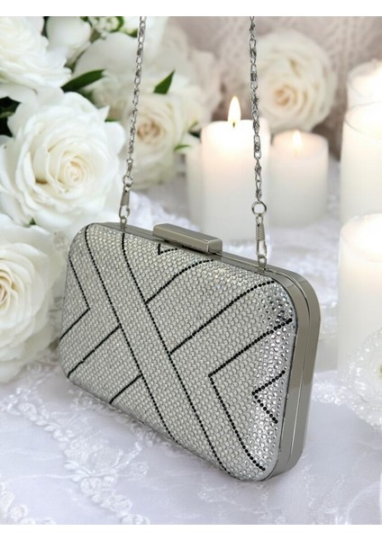 Gümüş ve Siyah Taşlı Metal Saplı Kadın Abiye Çanta Düğün Nişan Mezuniyet