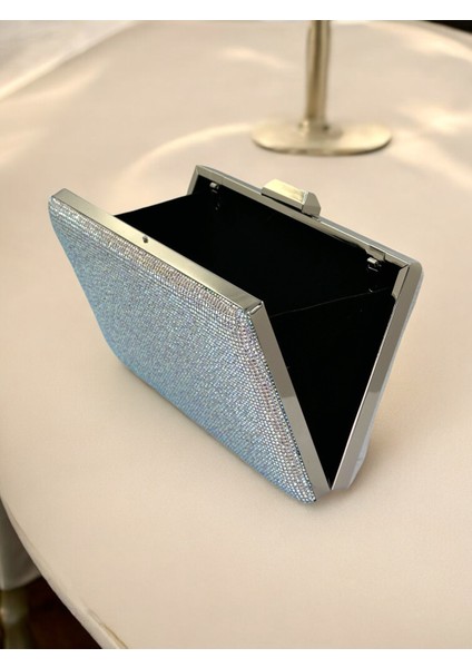 Gümüş Gri Lame Janjan Renk Kristal Taşlı Metal Saplı Abiye Çanta Düğün Nişan Kına Mezuniyet modelleri