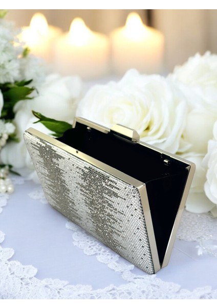 Özel Tasarım Gümüş Platin Renk Metal Saplı Kristal Taşlı Abiye Çanta Düğün Nişan Kına Mezuniyet modelleri