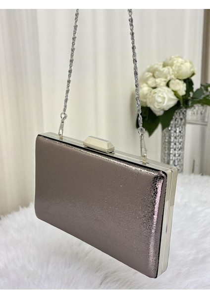 Yeni Model Platin Renk Parlak Desenli Zincir Askılı Saplı Kadın Abiye Çanta Düğün Nişan Mezuniyet indirimleri