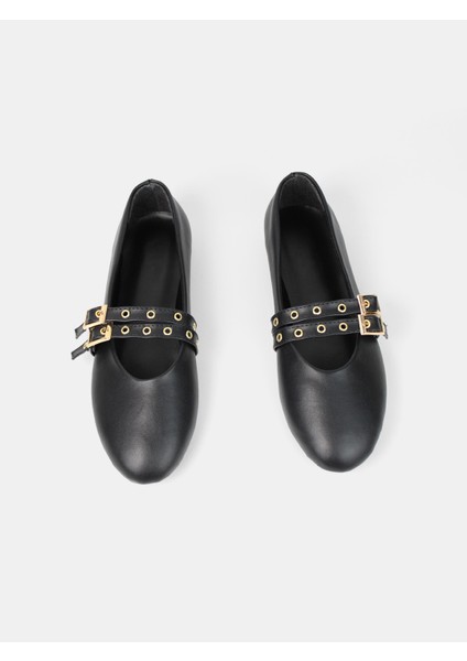 Siyah Zımbalı Kadın Günlük Babet modelleri