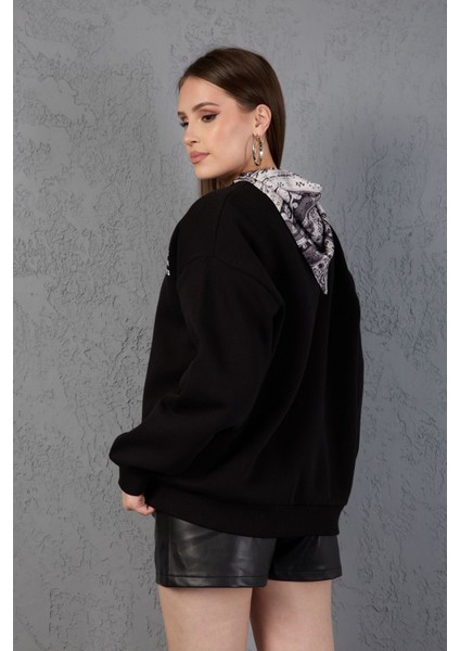Fular Detaylı Oversize Sweatshirt