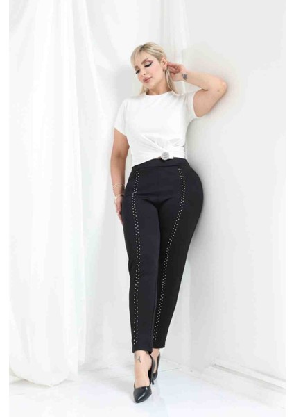 Önden Inci Detaylı Dar Paça Pantolon fırsatları