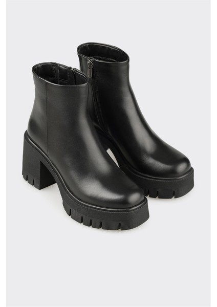 Siyah Deri Kadın Günlük Bot fiyatları