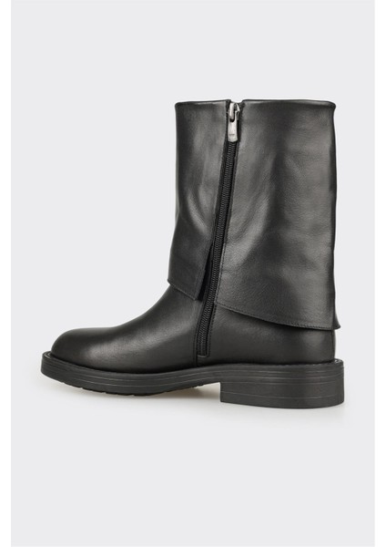 Siyah Deri Kadın Günlük Bot modelleri