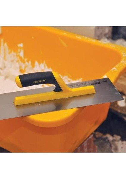 Alçı Malası 30 cm Açık Plastik Saplı Yay Çeliği fiyatları