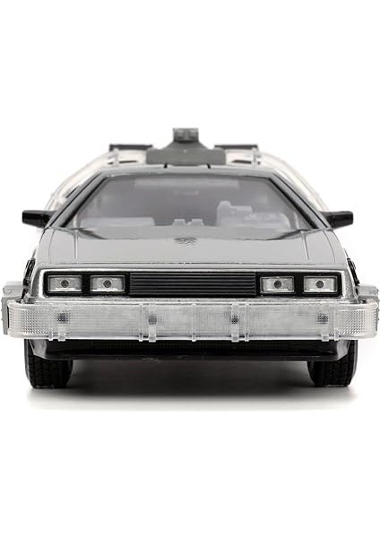 253255038, Zaman Makinesi (Geleceğe Dönüş 1) 1:24, Die-Cast (Metal), Açılabilen Kapılar, Serbest Tekerlek, LED Işıklı modelleri