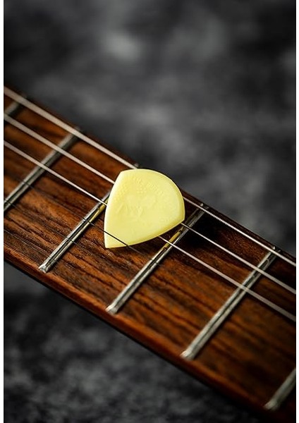 Guitar Store – Konik Precision Pick - Profesyoneller Için 10'lu Kavramalı Hassas Orta Ila Hafif Kolay Görünen Pena 0,99 mm - Orta-Küçük fırsatları