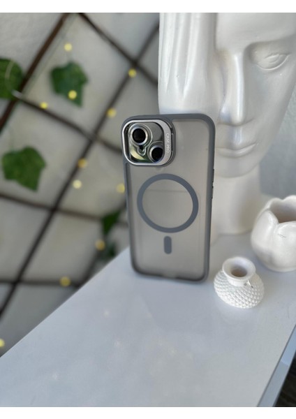 IPHONE 13 Magsafe Özellikli Standlı Kamera Lens Korumalı Mat Telefon Kılıfı