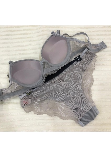 Kadın Dolgulu B Cup Balenli Telli Sütyen Takımı modelleri