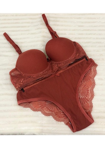 Kadın Dolgulu B Cup Balenli Telli Sütyen Takımı fiyatları