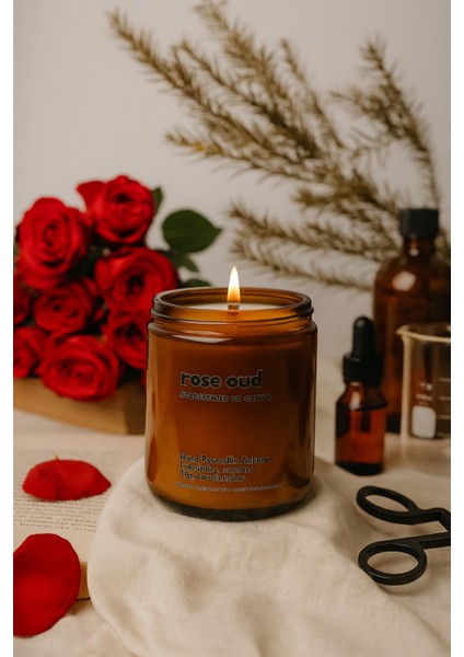 : Rose Oud : Amber Cam Kavanozda : Kokulu Soya Mum (Gül, Oud, Sandal Ağacı)