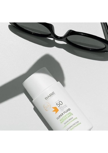 Super Fluid Mattifying Matlaştırıcı Güneş Kremi SPF50+ 50 ml modelleri