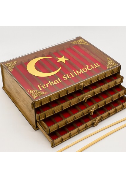 Kişiye Özel Ahşap Tespih Kutusu – Cam Kapaklı 4 Katlı 40'lı Tesbih Koleksiyon Kutusu