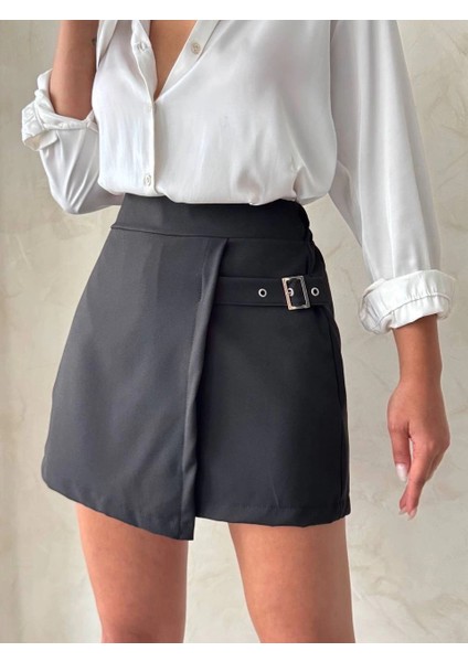 Kadın Tokalı Şort Etek Siyah S25449