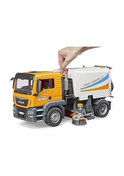 BR03780 Man Tgs Cadde Süpürme Aracı fırsatları