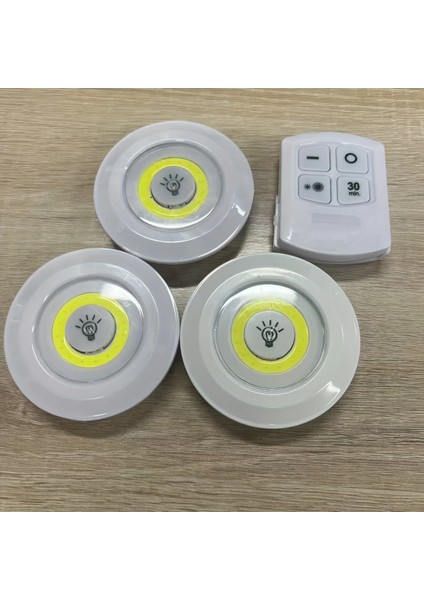 Uzaktan Kumandalı Yapışkanlı 3&amp;apos;lü LED Spot Lamba (4887) indirimleri