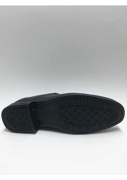Hakiki Deri Bağcıklı Topuklu Esnek Kauçuk Taban Siyah Renk Kışlık Erkek Ayakkabı C-32251765HSA fırsatları
