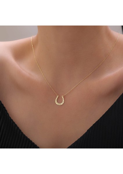 925 Ayar Gümüş Isimli Şans Sembolü Nal Kolye fiyatları