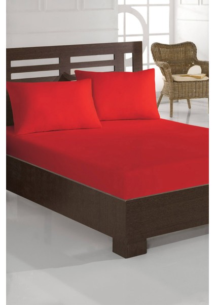 Kırmızı Renkli Lastikli Çarşaf