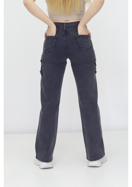 Kadın 4 Yıldız Detaylı Kot Pantolon fırsatları